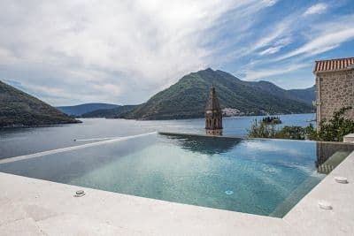 Monte Bay Retreat, Perast — photograph 1 of 25