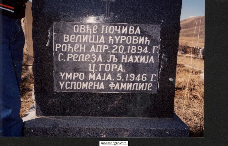 Cyrillic gravestone of Velisa Djurovic at Bearcreek Cemetery