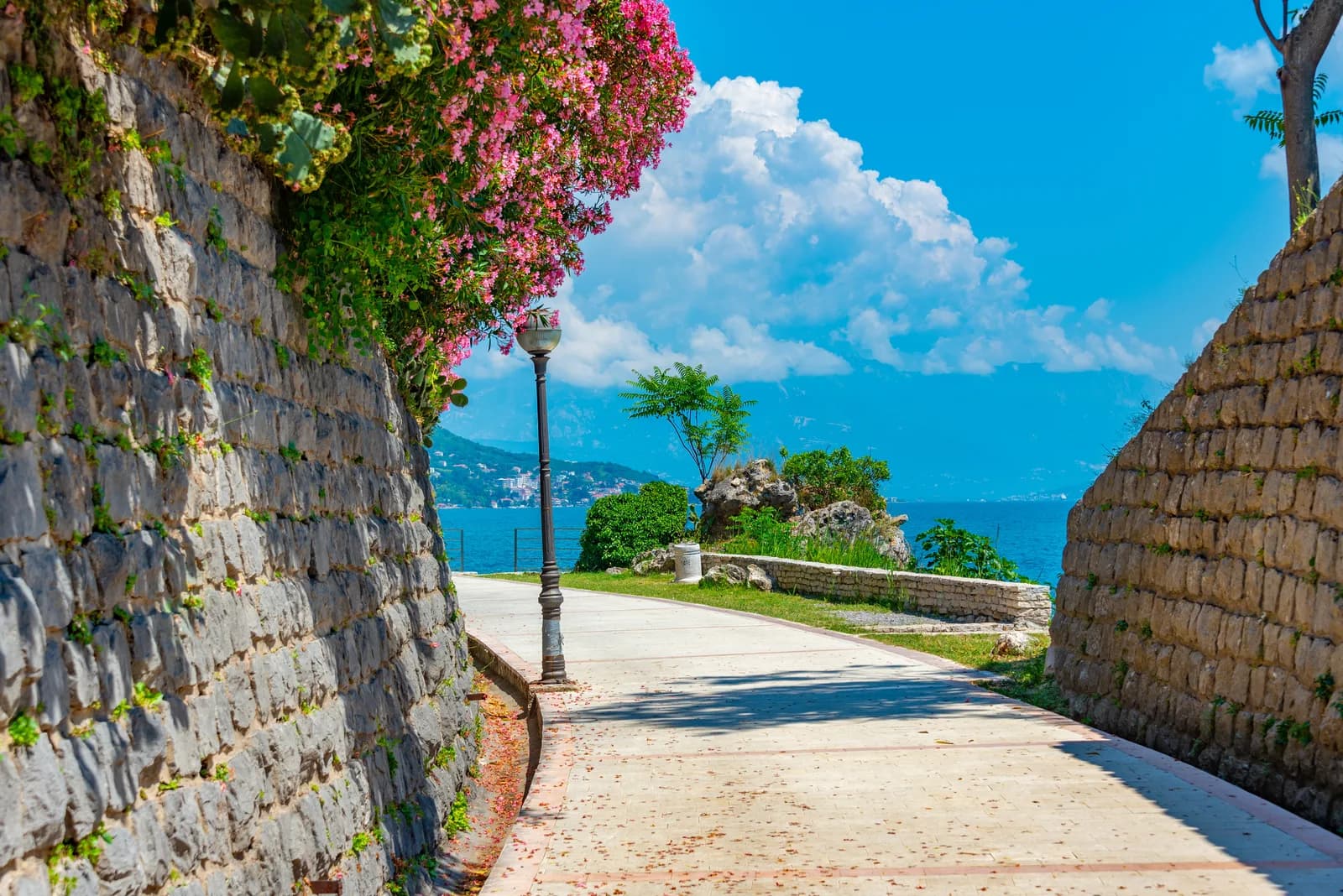 Herceg Novi: kapija Bokokotorskog zaliva