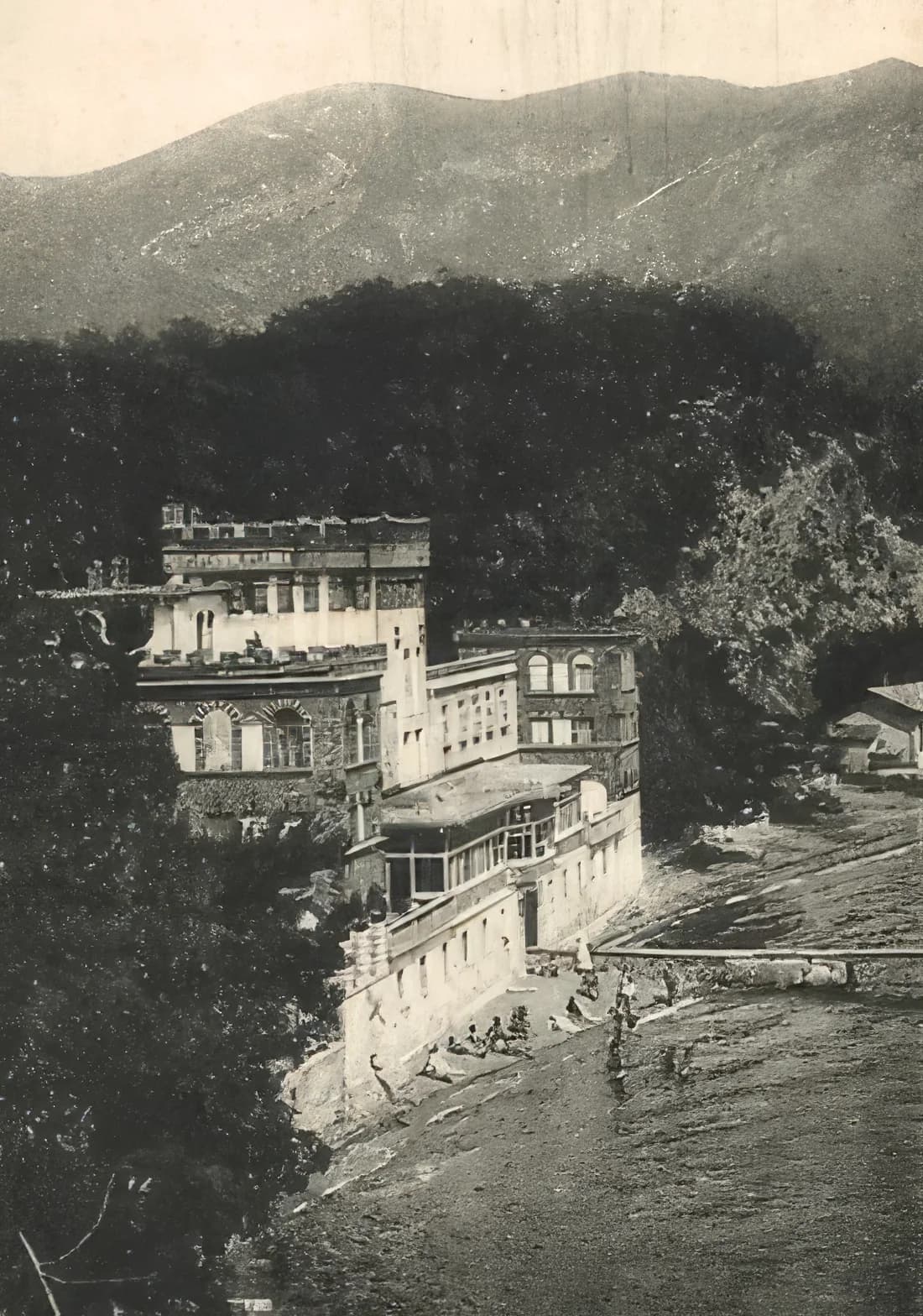 Hotel Plaža in Zelenika: Where Montenegrin Tourism Began in 1902