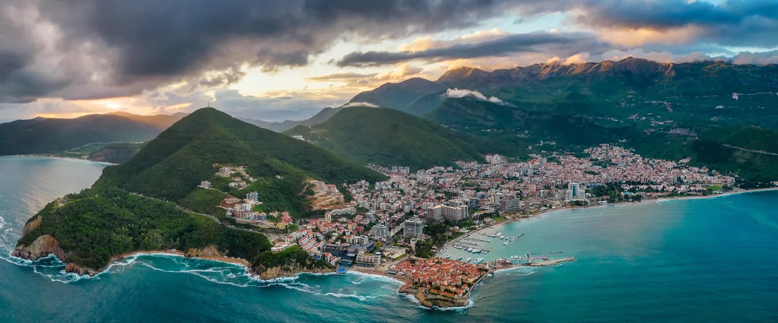 Turistička taksa i prijava bijelim kartonom u Crnoj Gori (2026): šta svaki posjetilac mora znati