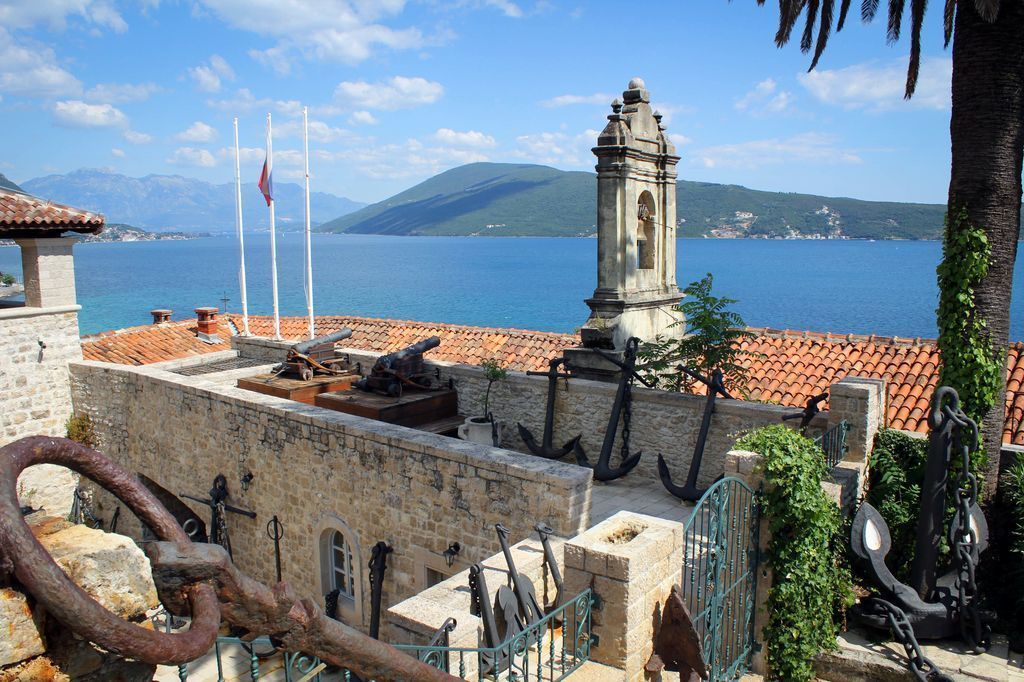 Herceg novi upoznavanje Burek ::