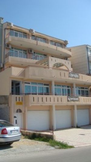 LUX APARTMENTS OMEGA 2 - Ulcinj, ,, Montenegro