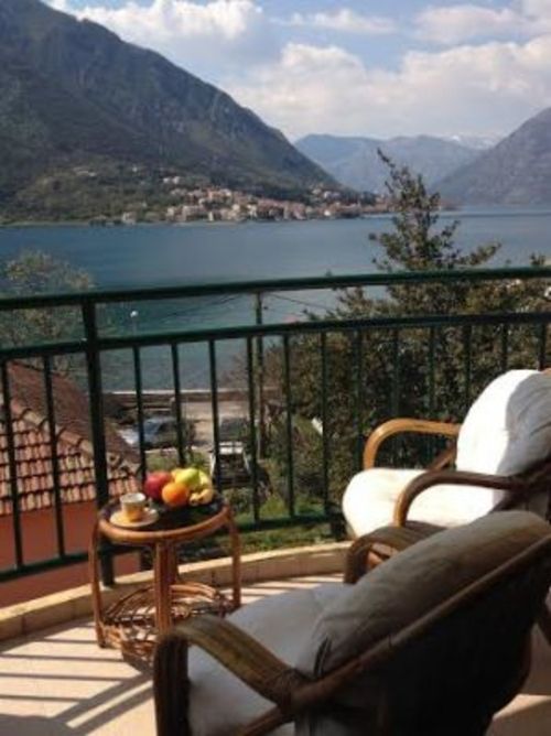 Ekskluzivan apartman sa pogledom na more - Kotor Photo 2